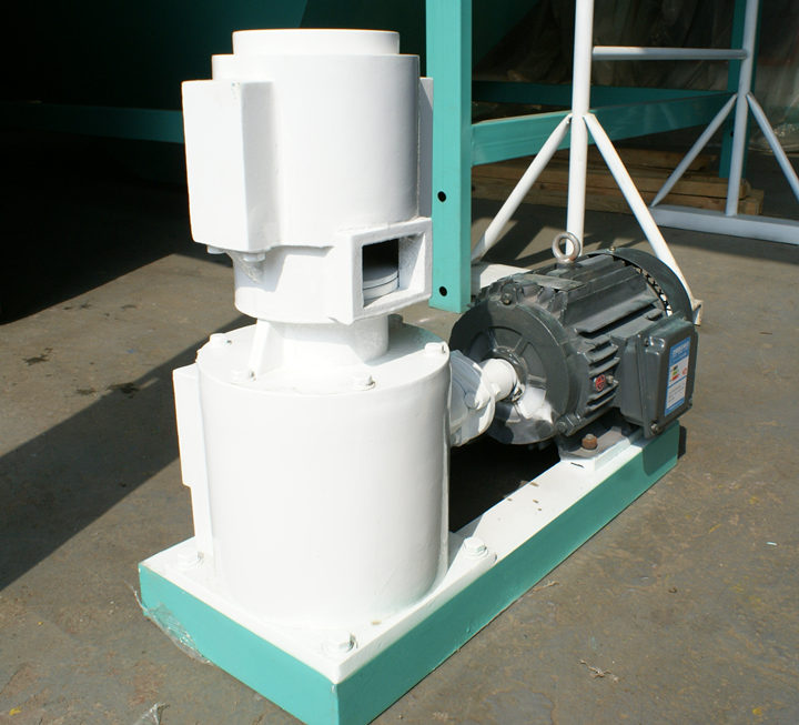 小型飼料蜜桃AV在线网址 小型飼料蜜桃AV在线网址