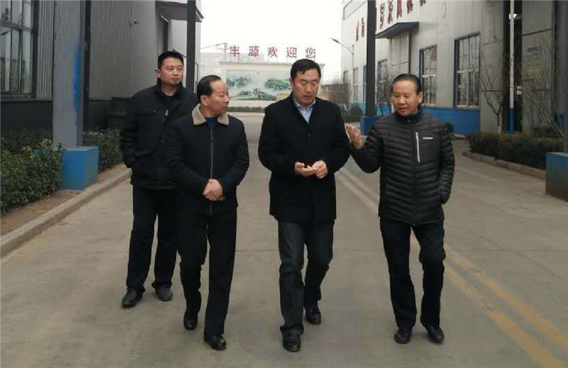 雙山街道辦黨工委書記視察蜜桃性爱视频蜜桃AV在线网址項目