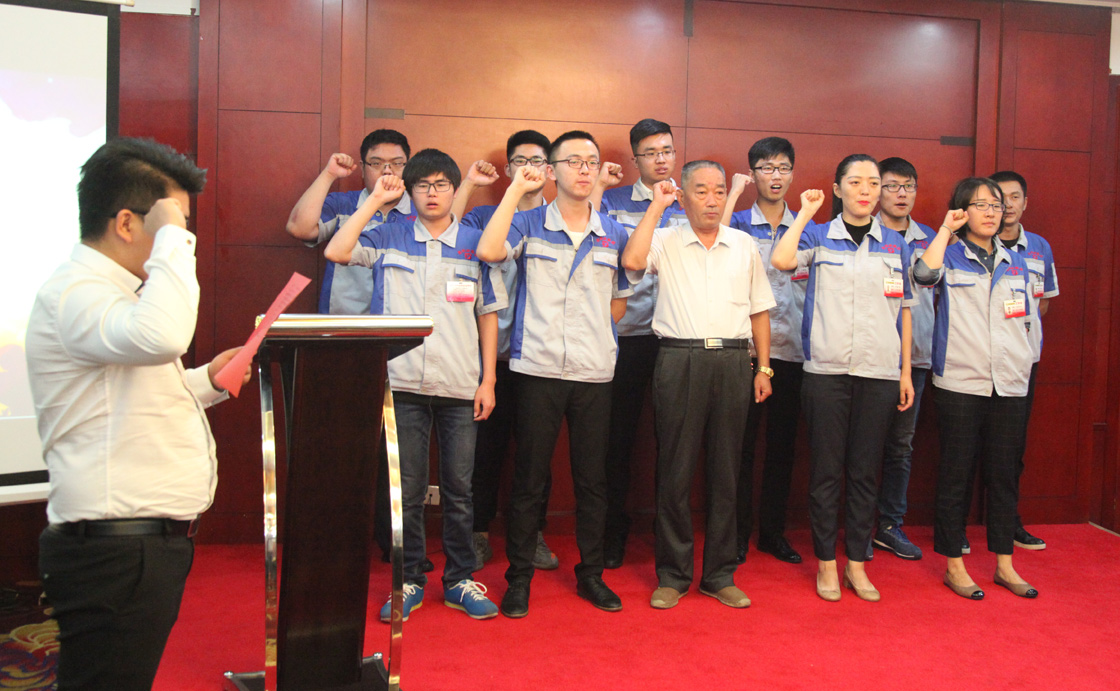 蜜桃性爱视频蜜桃AV在线网址銷售成員集體宣誓