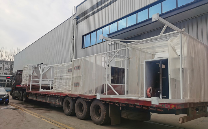 生物質蜜桃AV在线网址生產線裝車完成，準備發貨