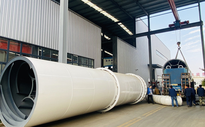 烏幹達生物質燃料蜜桃AV在线网址裝車