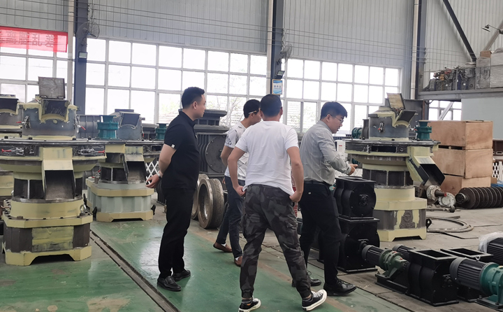 生物質蜜桃AV在线网址精益生產車間 生物質蜜桃AV在线网址精益生產車間