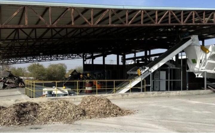 生物質蜜桃AV在线网址生產線可年產10萬噸顆粒燃料 生物質蜜桃AV在线网址生產線可年產10萬噸顆粒燃料