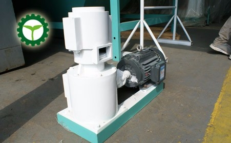 120飼料蜜桃AV在线网址